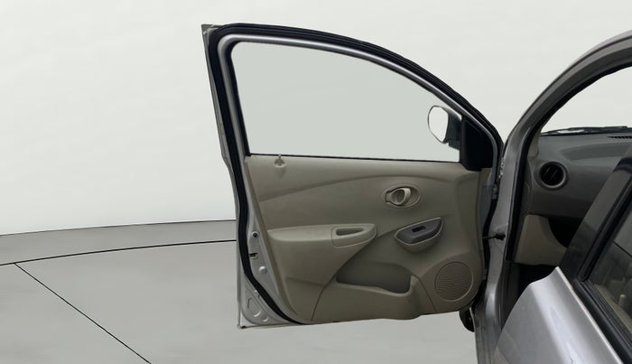 2014 Datsun Go T, Petrol, Manual, 43,209 km, LHS Front Door