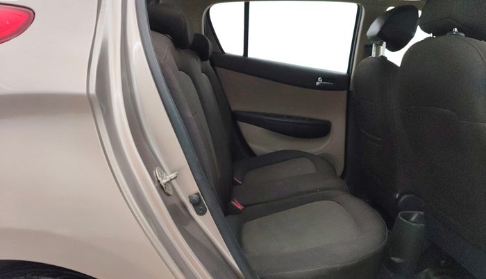 2014 Hyundai Elite i20 ASTA 1.2, Petrol, Manual, 90,634 km, Right Side Rear Door Cabin