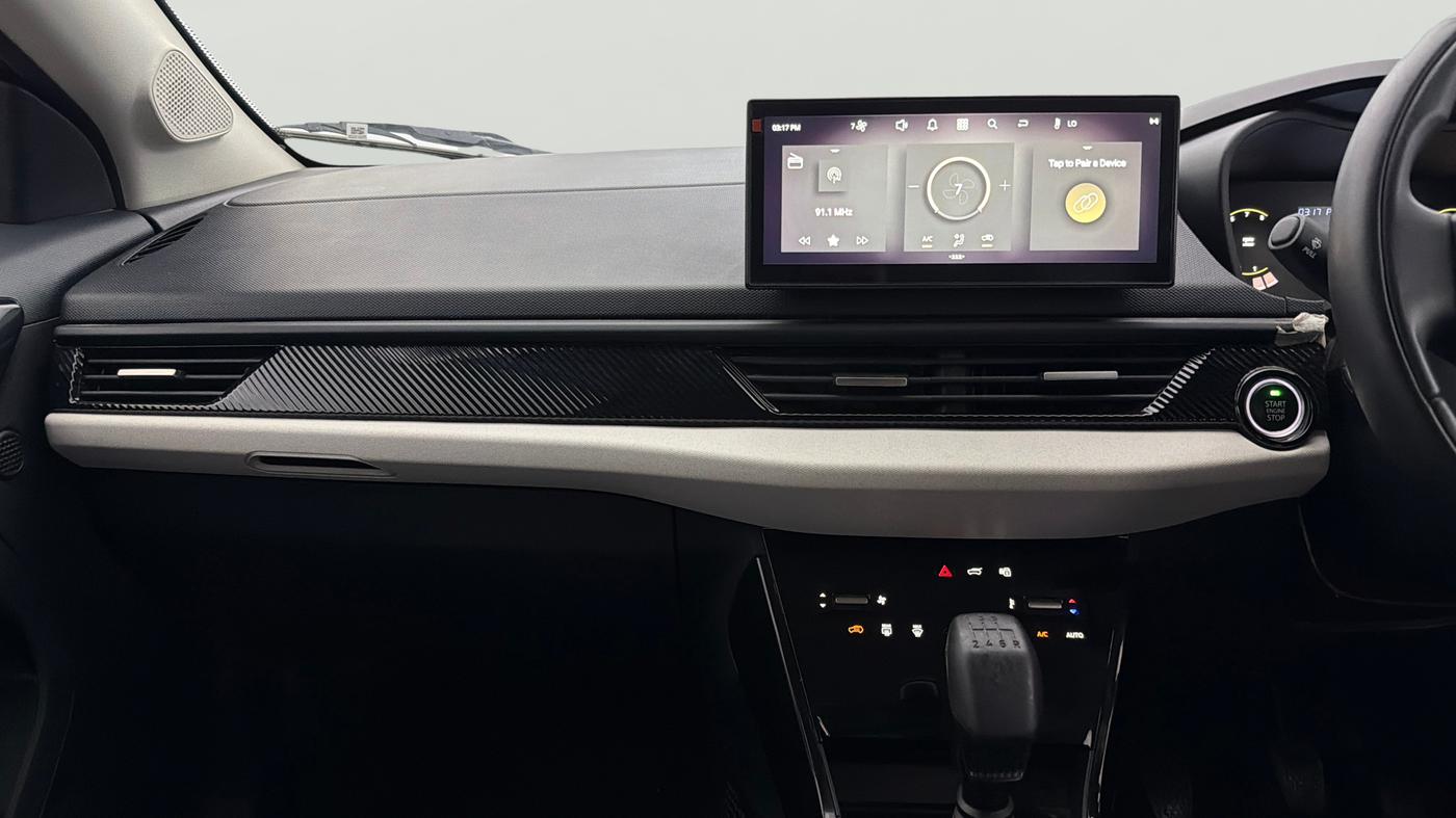 2025 Tata Curvv Creative 1.2 Petrol 6MT, Petrol, Manual, 10,278 km, Air Conditioner