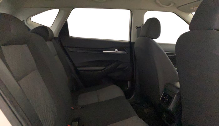 2021 KIA SELTOS HTE 1.5 DIESEL, Diesel, Manual, 31,442 km, Right Side Rear Door Cabin