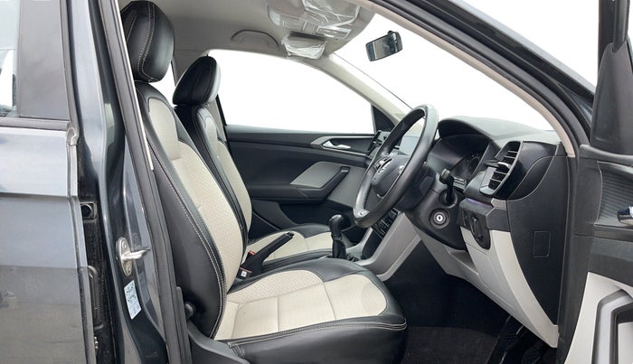 2023 Skoda KUSHAQ AMBITION 1.5 TSI MT, Petrol, Manual, 51,255 km, Right Side Front Door Cabin