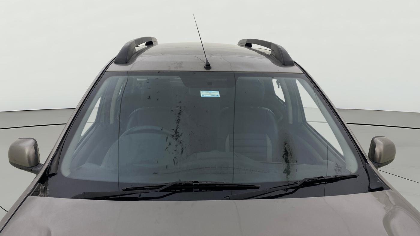 2018 Nissan Terrano  XL D Plus, Diesel, Manual, 55,979 km, Front Windshield