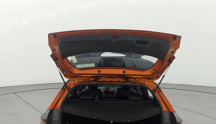 2024 Tata ALTROZ Racer R3, Petrol, Manual, 5,402 km, Boot Door Open