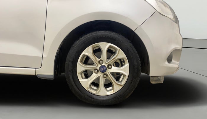 2016 Ford Figo Aspire TITANIUM 1.5 PETROL AT, Petrol, Automatic, 90,179 km, Right Front Wheel