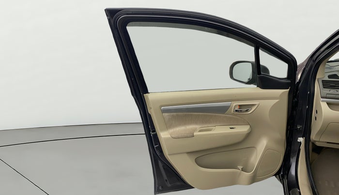 2016 Maruti Ertiga ZXI, Petrol, Manual, 86,966 km, LHS Front Door