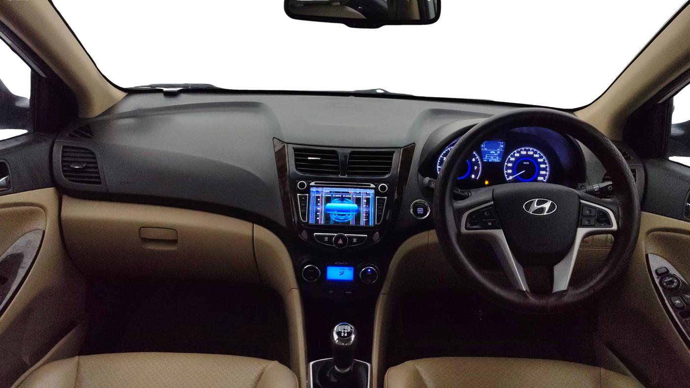 2014 Hyundai Verna FLUIDIC 1.6 VTVT SX OPT, Petrol, Manual, 47,752 km, Dashboard