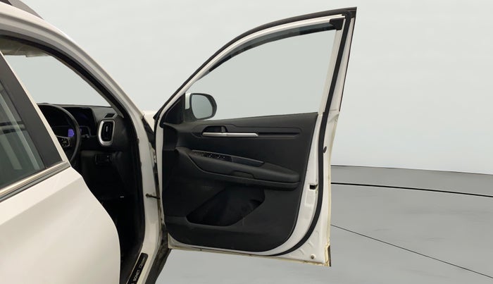 2022 KIA SONET HTK 1.2, Petrol, Manual, 98,946 km, RHS Front Door