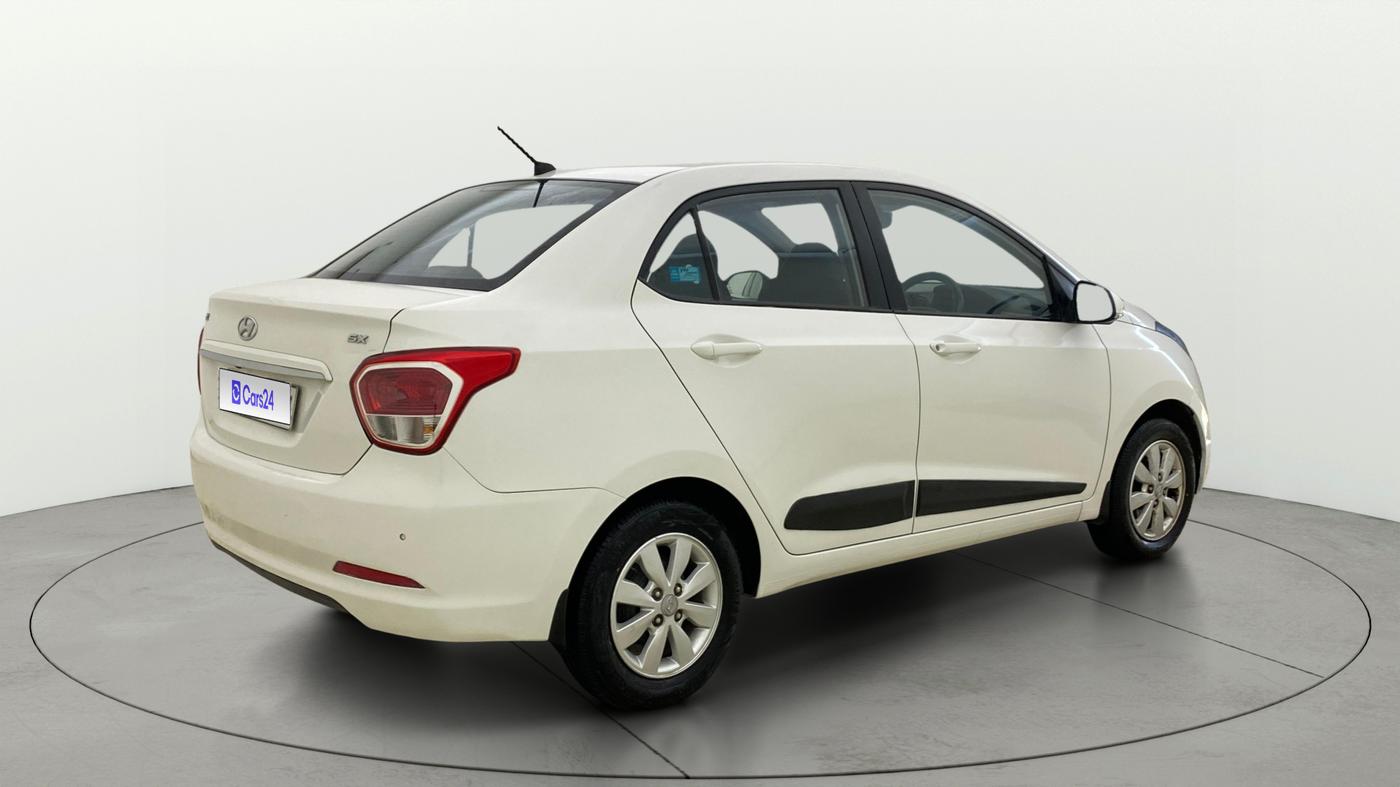 2017 Hyundai Xcent SX 1.2, Petrol, Manual, 36,981 km, Right Back Diagonal