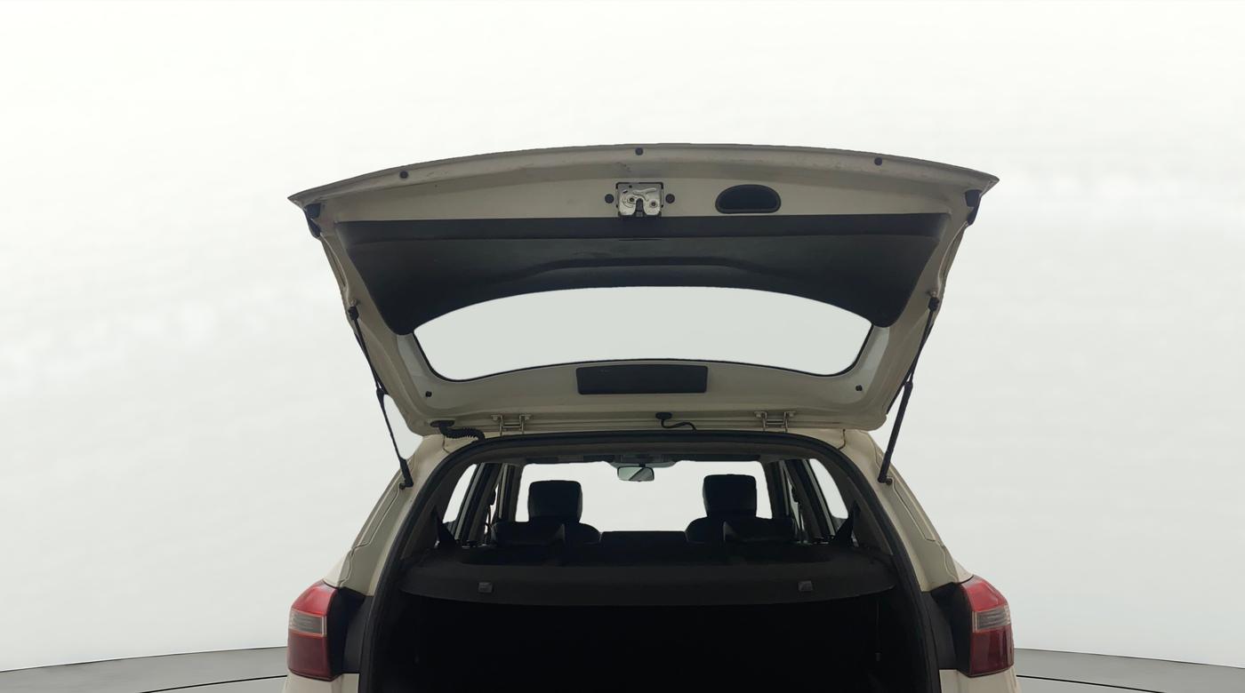 2016 Hyundai Creta SX (O) 1.6 DIESEL, Diesel, Manual, 1,03,764 km, Boot Door Open