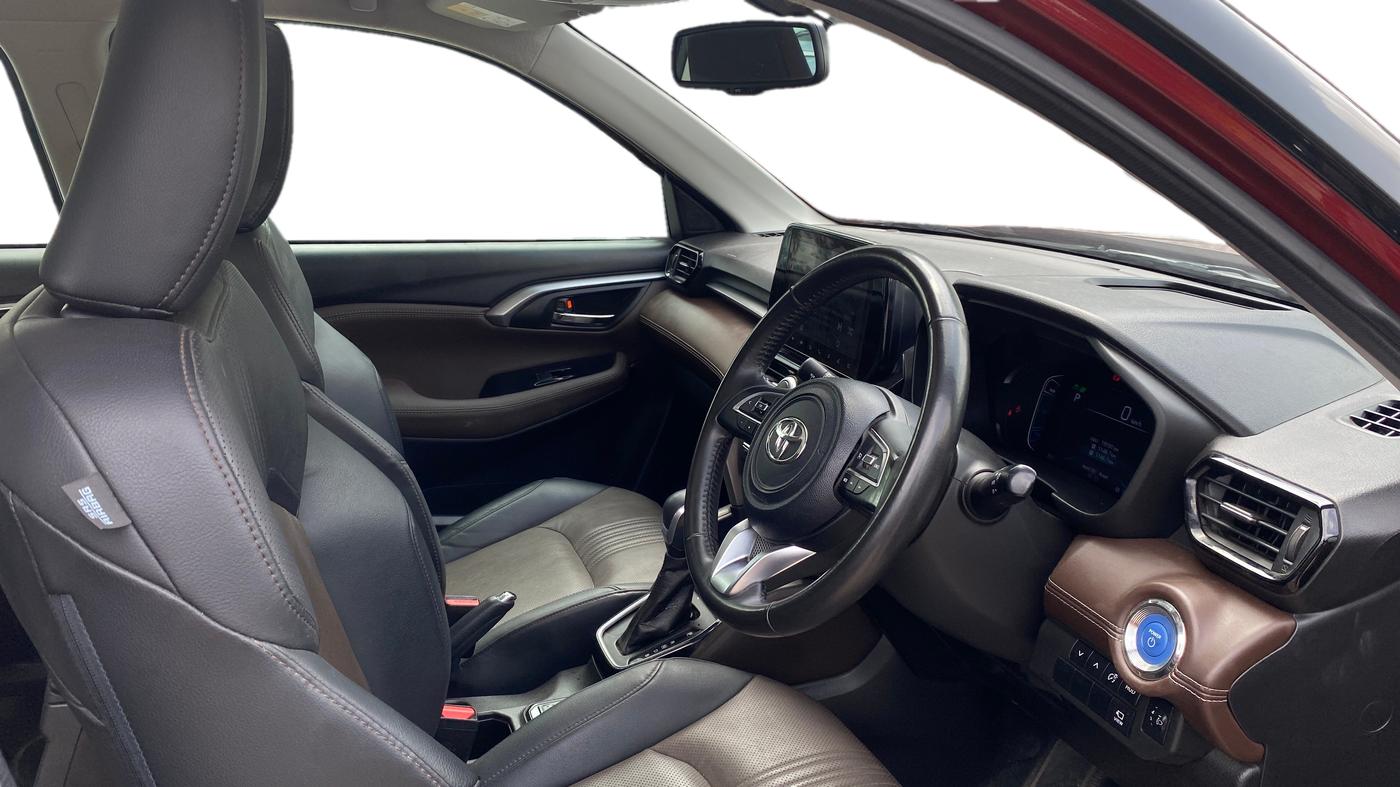 2022 Toyota URBAN CRUISER HYRYDER V HYBRID, Hybrid, Automatic, 19,184 km, Right Side Front Door Cabin