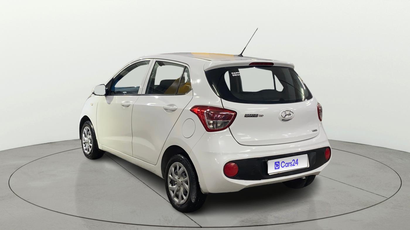 2017 Hyundai Grand i10 MAGNA AT 1.2 KAPPA VTVT, Petrol, Automatic, 26,594 km, Left Back Diagonal