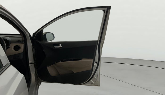 2017 Hyundai Grand i10 SPORTZ 1.2 KAPPA VTVT, Petrol, Manual, 98,050 km, RHS Front Door