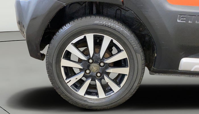 2014 Toyota Etios CROSS 1.2 G, Petrol, Manual, 44,728 km, Right Rear Wheel