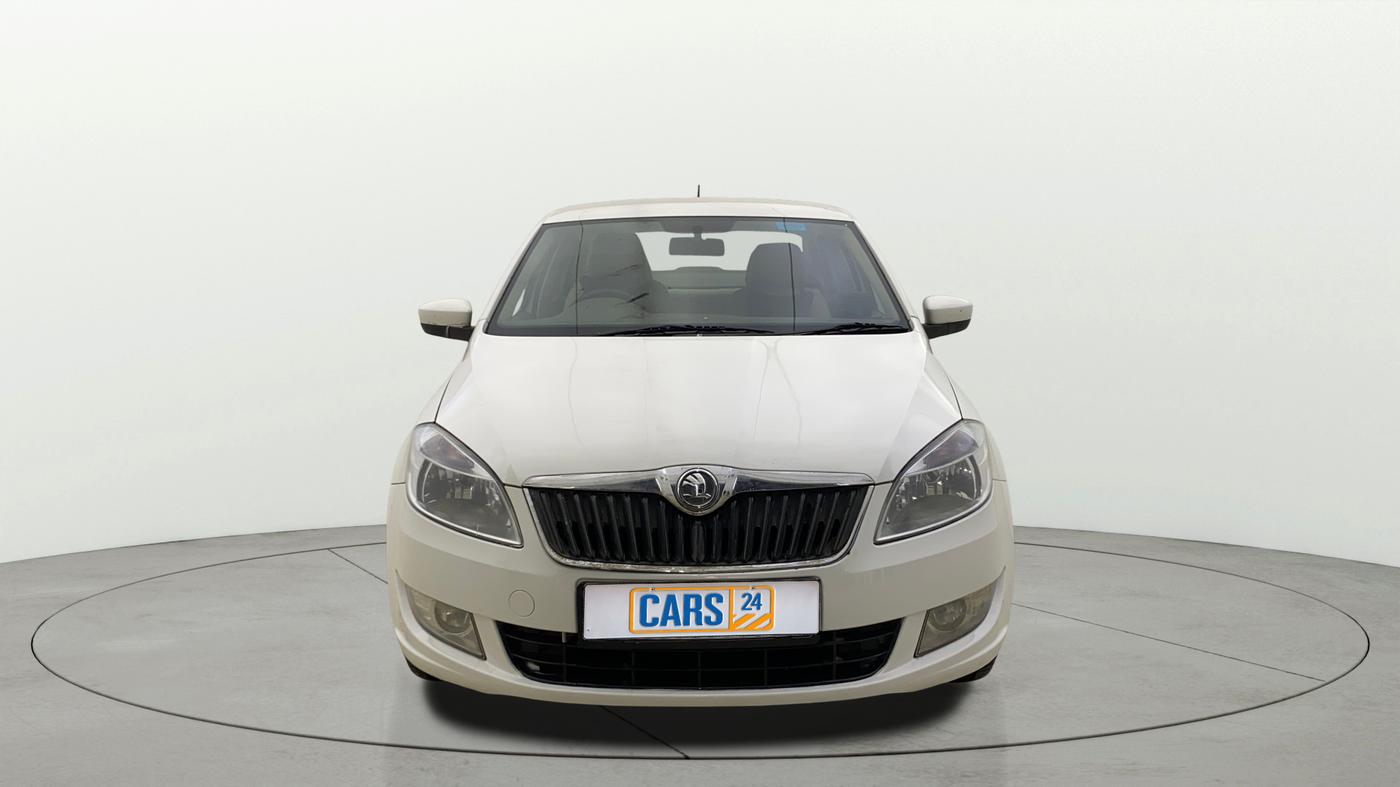 2014 Skoda Rapid AMBITION 1.6 MPI MT PLUS, Petrol, Manual, 45,837 km, Front