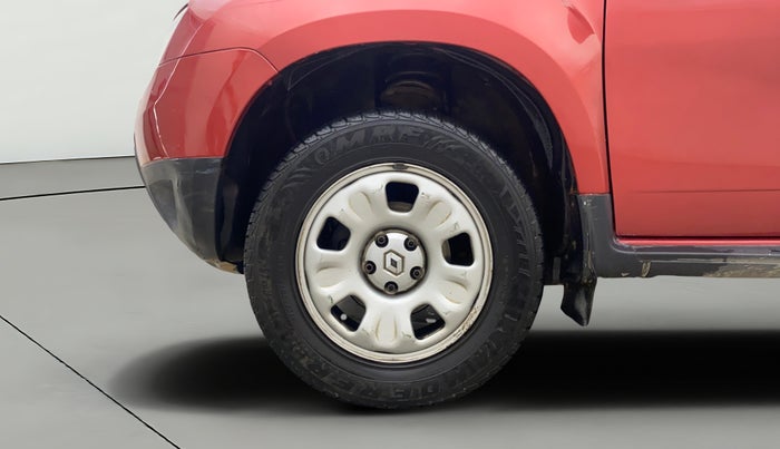 2015 Renault Duster RXL PETROL, Petrol, Manual, 52,802 km, Left Front Wheel