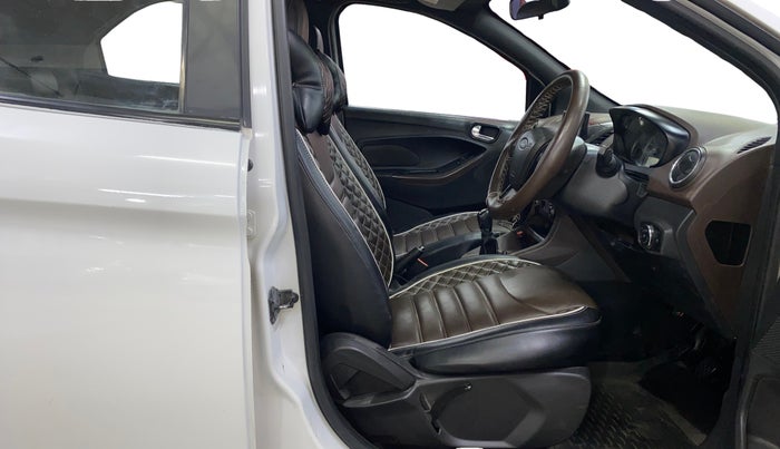 2018 Ford FREESTYLE TITANIUM 1.2 PETROL, Petrol, Manual, 73,353 km, Right Side Front Door Cabin