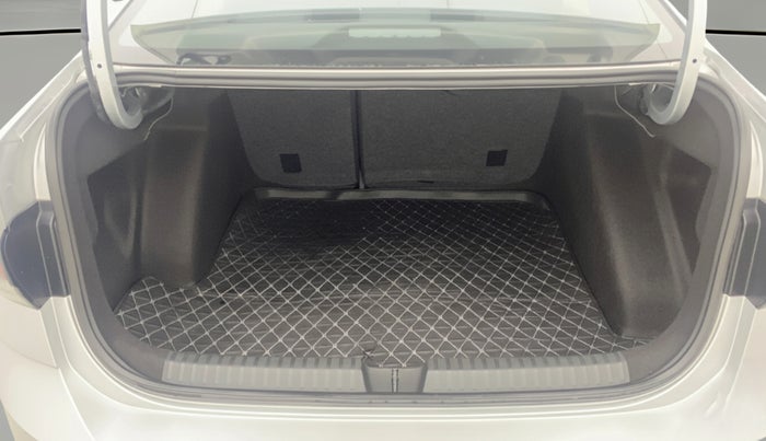 2023 Volkswagen VIRTUS HIGHLINE TSI 1.0 MT, Petrol, Manual, 22,718 km, Boot Open Zoomed View