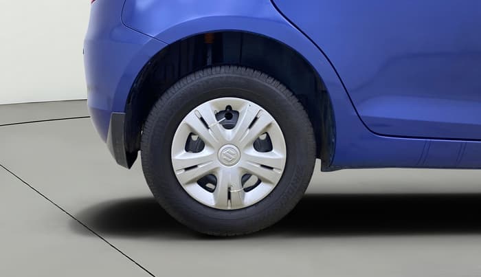 2013 Maruti Swift VXI, Petrol, Manual, 43,577 km, Right Rear Wheel