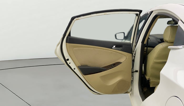 2014 Hyundai Verna FLUIDIC 1.6 CRDI SX AT, Diesel, Automatic, 68,737 km, LHS Rear Door