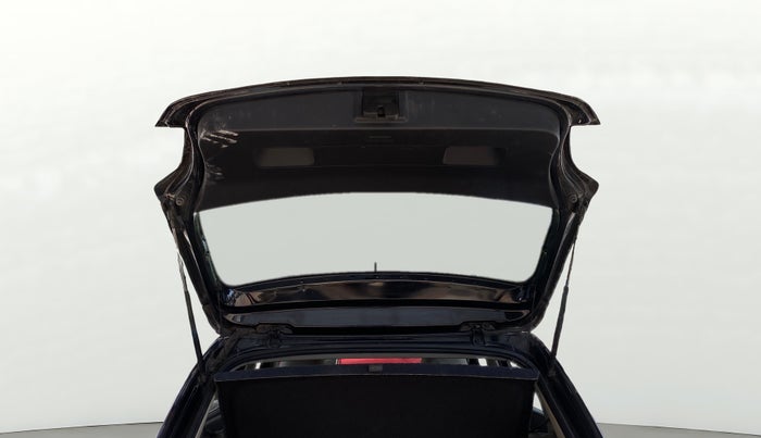 2014 Volkswagen Polo HIGHLINE1.2L, Petrol, Manual, 44,090 km, Boot Door Open