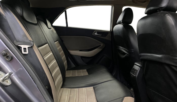 2015 Hyundai Elite i20 MAGNA 1.2, Petrol, Manual, 47,008 km, Right Side Rear Door Cabin