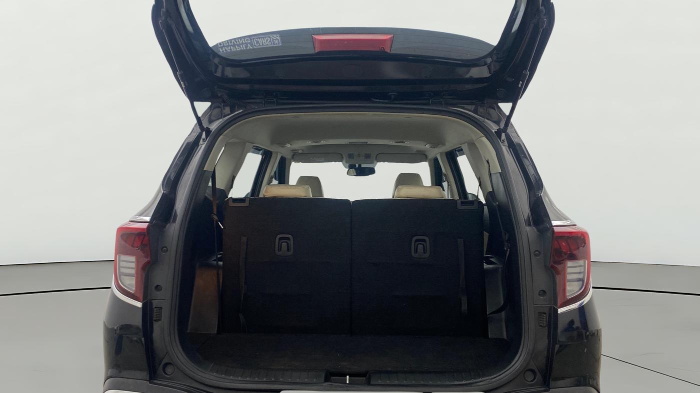 2022 KIA CARENS LUXURY PLUS 1.5 DIESEL AT 7 STR, Diesel, Automatic, 1,04,223 km, Boot Open Zoomed View