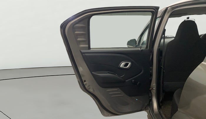 2018 Datsun Redi Go T (O), Petrol, Manual, 18,323 km, LHS Rear Door