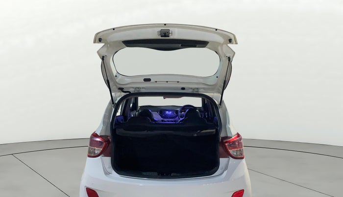 2016 Hyundai Grand i10 SPORTZ 1.2 KAPPA VTVT, Petrol, Manual, 90,804 km, Boot Door Open