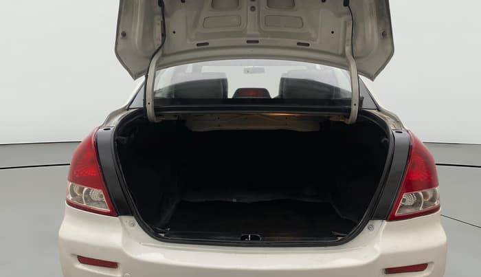 2016 Maruti Swift Dzire TOUR DIESEL, Diesel, Manual, 1,15,844 km, Boot Open Zoomed View