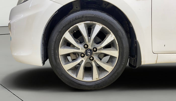 2014 Hyundai Verna FLUIDIC 1.6 CRDI SX AT, Diesel, Automatic, 68,737 km, Left Front Wheel