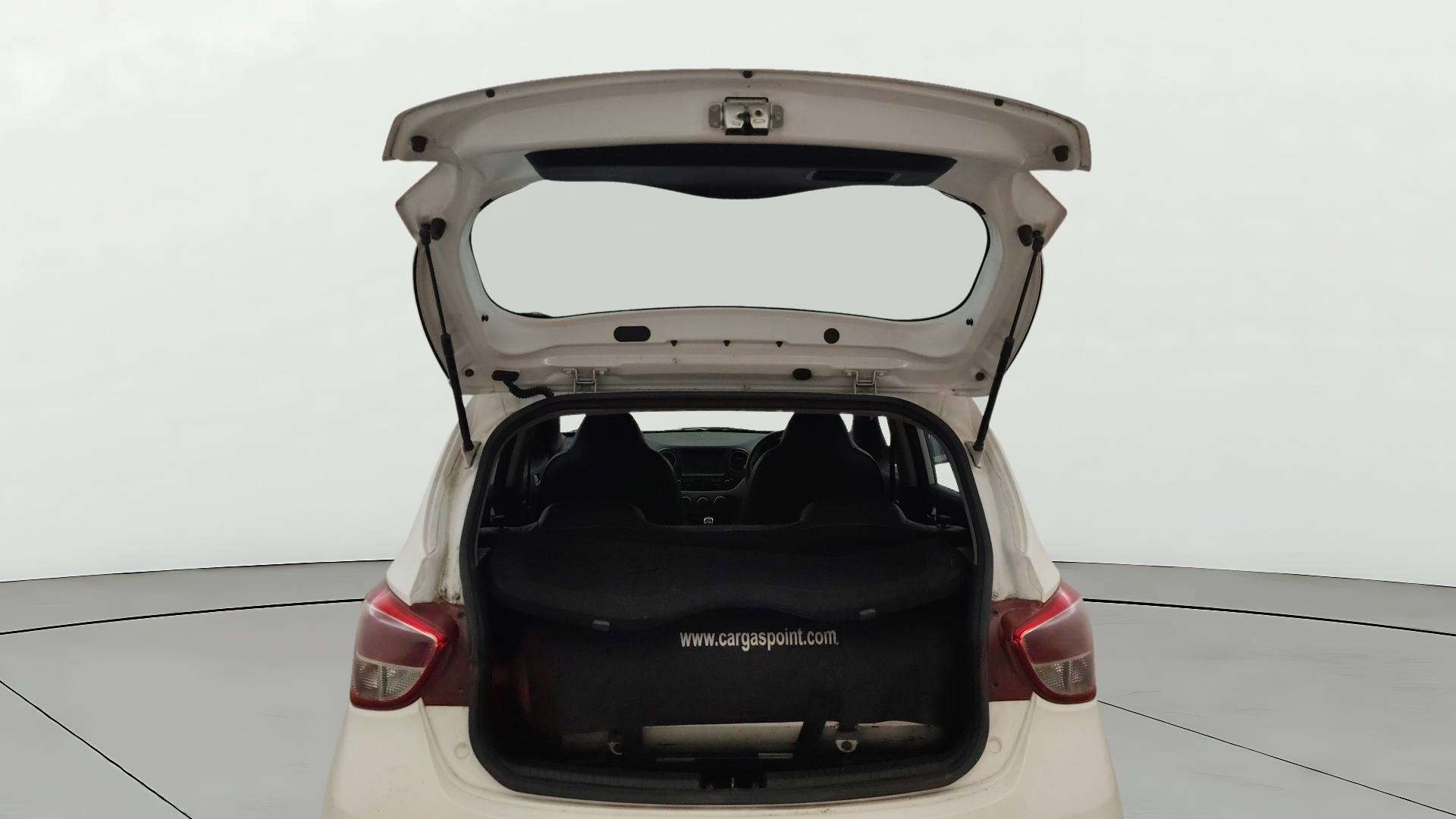 camera-Boot-Door-Open
