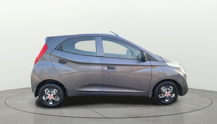 2016 Hyundai Eon ERA +, Petrol, Manual, 37,454 km, Right Side View