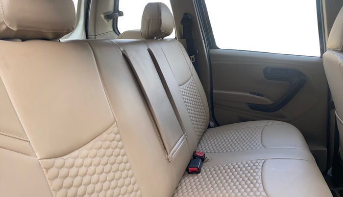 2023 Mahindra BOLERO NEO N 8, Diesel, Manual, 37,732 km, Right Side Rear Door Cabin