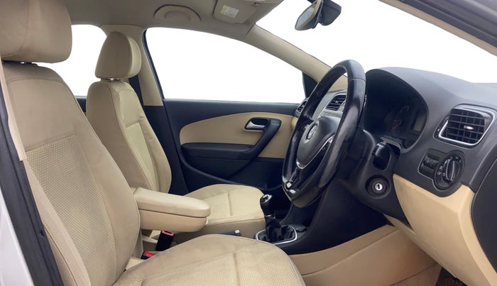 2017 Volkswagen Ameo HIGHLINE1.5L, Diesel, Manual, 1,48,368 km, Right Side Front Door Cabin