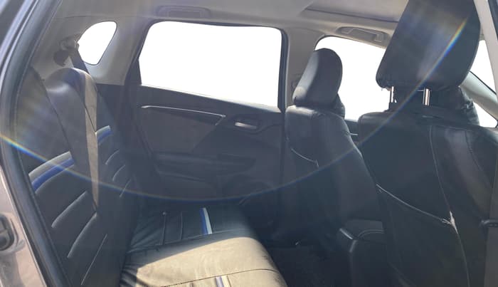 2018 Honda WR-V 1.2L I-VTEC VX MT, CNG, Manual, 48,154 km, Right Side Rear Door Cabin