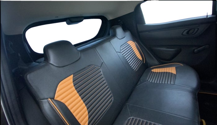 2018 Renault Kwid RXT 0.8 (O), Petrol, Manual, 24,128 km, Right Side Rear Door Cabin