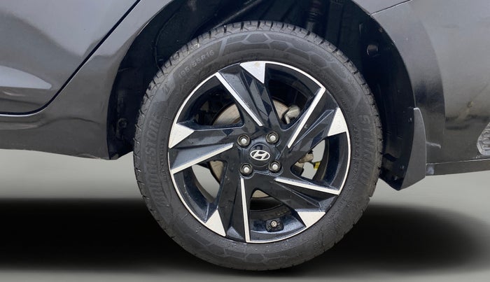 2022 Hyundai Verna SX (O) 1.0 TURBO DCT, Petrol, Automatic, 65,885 km, Left Rear Wheel