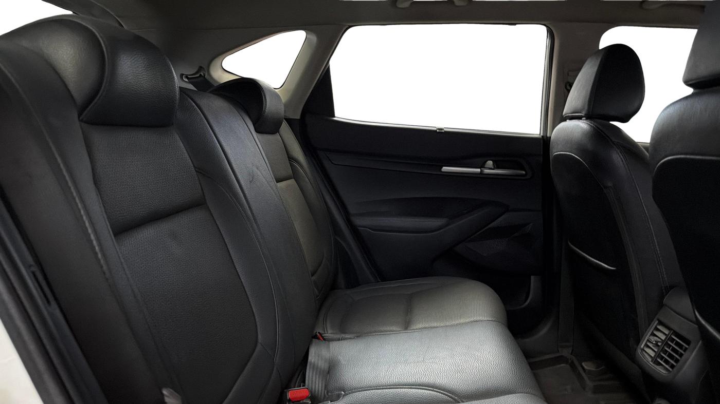 2023 KIA SELTOS HTK PLUS 1.5 IMT, Petrol, Manual, 92,451 km, Right Side Rear Door Cabin