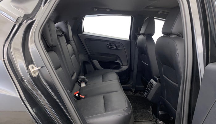 2023 Tata ALTROZ XZ Plus (S) Dark Edition, Petrol, Manual, 9,701 km, Right Side Rear Door Cabin