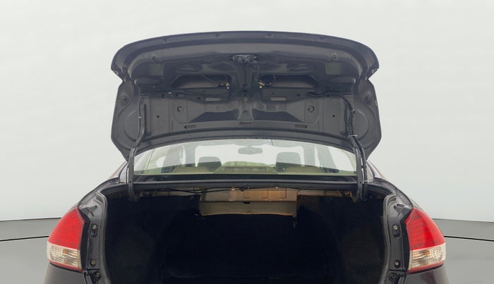 2014 Maruti Ciaz ZDI+, Diesel, Manual, 96,782 km, Boot Door Open