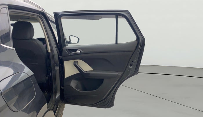 2022 Volkswagen TAIGUN TOPLINE 1.0 TSI MT, Petrol, Manual, 43,385 km, RHS Rear Door