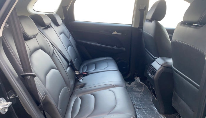 2019 MG HECTOR SMART 1.5 DCT PETROL, Petrol, Automatic, 48,170 km, Right Side Rear Door Cabin