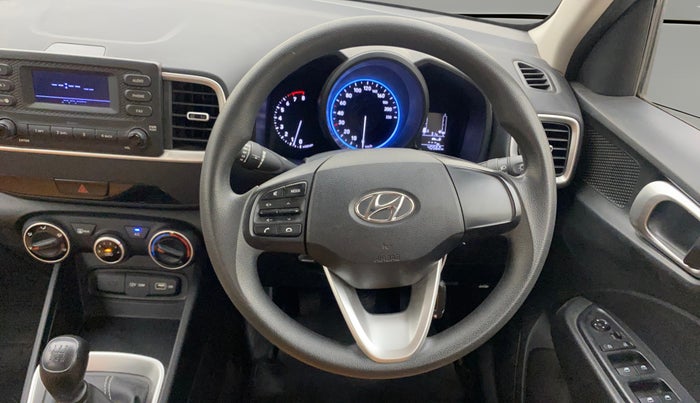 2022 Hyundai VENUE S 1.2, Petrol, Manual, 40,517 km, Steering Wheel Close Up