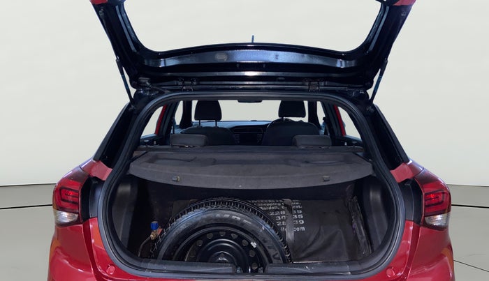 2019 Hyundai Elite i20 SPORTZ PLUS 1.2 DUAL TONE, CNG, Manual, 1,11,991 km, Boot Open Zoomed View