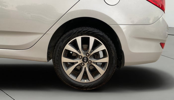2013 Hyundai Verna FLUIDIC 1.6 CRDI SX, Diesel, Manual, 96,358 km, Left Rear Wheel