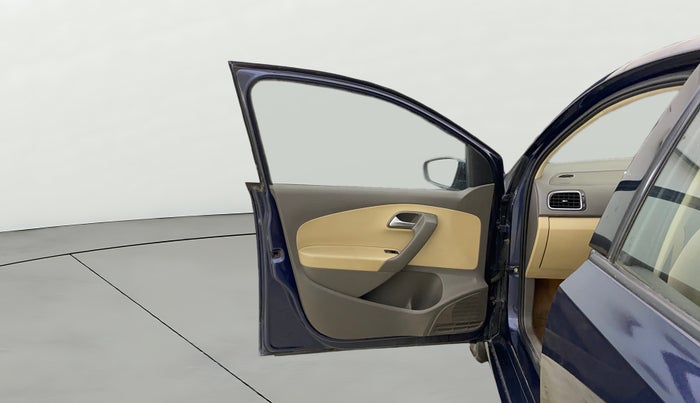 2015 Volkswagen Vento HIGHLINE 1.6 MPI, Petrol, Manual, 57,611 km, LHS Front Door