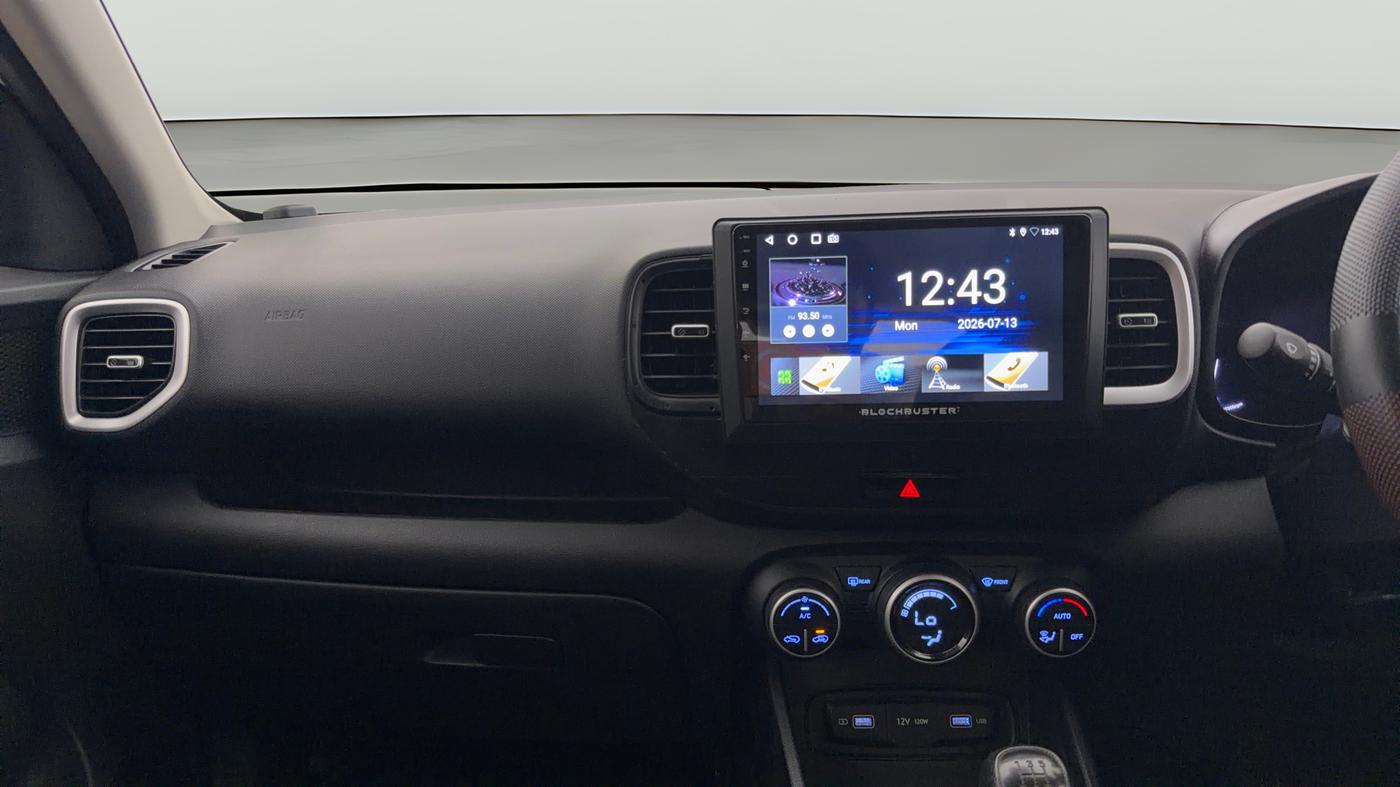 2021 Hyundai VENUE S+ 1.2, Petrol, Manual, 48,136 km, Air Conditioner