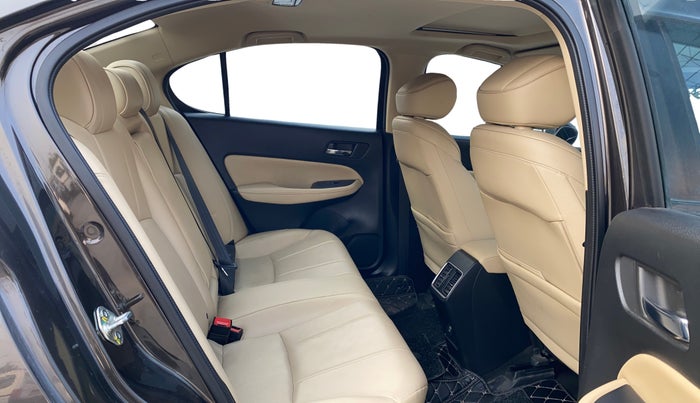 2020 Honda City 1.5L I-VTEC ZX CVT, Petrol, Automatic, 22,113 km, Right Side Rear Door Cabin