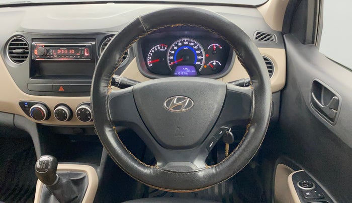 2017 Hyundai Grand i10 MAGNA 1.2 KAPPA VTVT CNG, CNG, Manual, 1,01,933 km, Steering Wheel Close Up