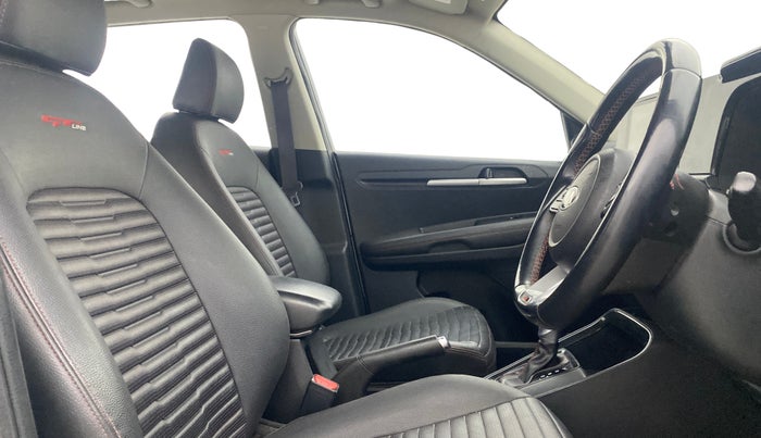 2020 KIA SONET GTX PLUS 1.5 AT, Diesel, Automatic, 60,654 km, Right Side Front Door Cabin